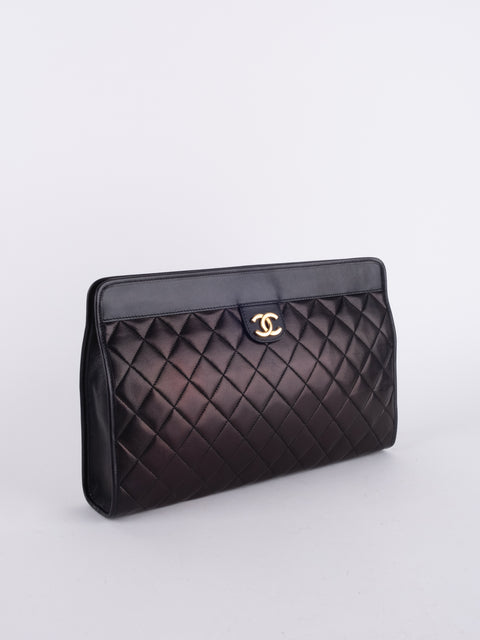 Chanel Vintage 1990s Karl Lagerfeld Quilted Leather Clutch Bag נדיר במיוחד