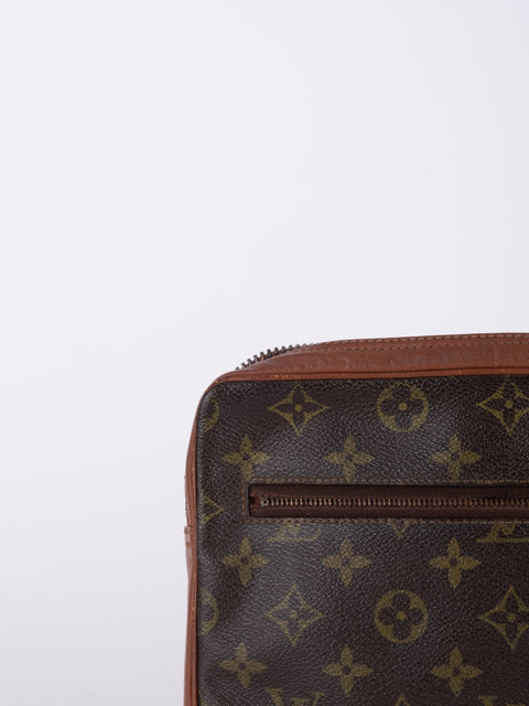 LOUIS VUITTON Vintage Monogram Pochette Bag