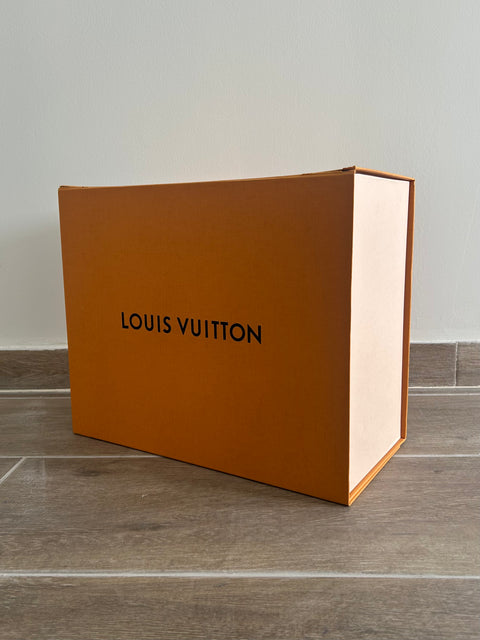 Louis Vuitton box