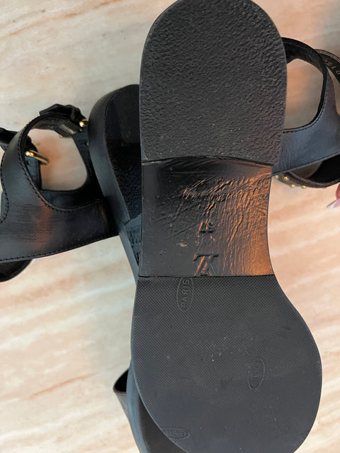 LOUIS VUITTON Passenger Flat Ankle Cuff 37 size