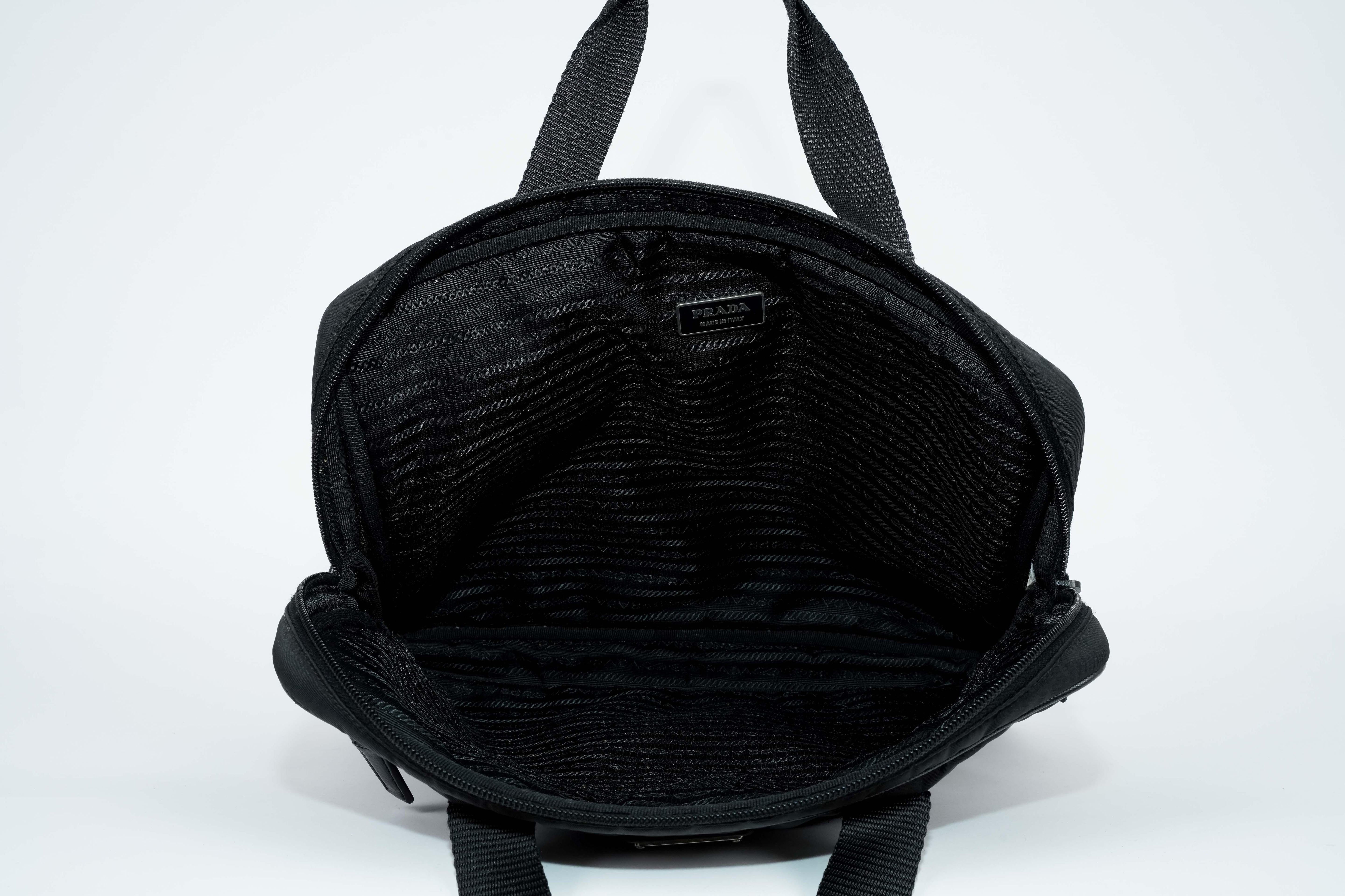 Black Nylon Side Bag - Volver