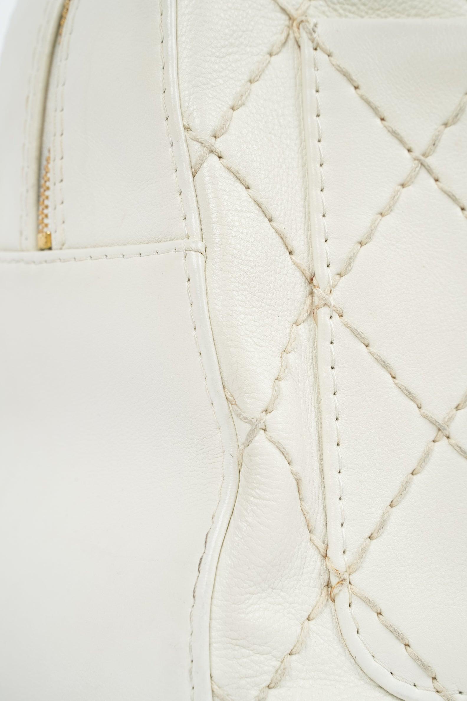 White Leather Bag - Volver