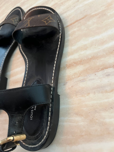 LOUIS VUITTON Passenger Flat Ankle Cuff 37 size