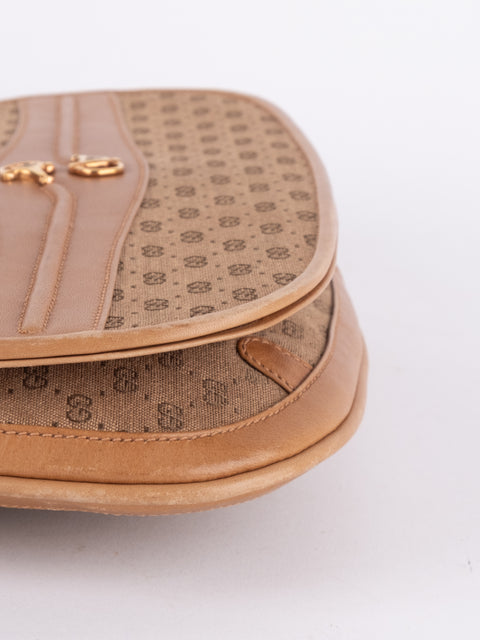 Gucci GG Supreme Vintage Flap Clutch