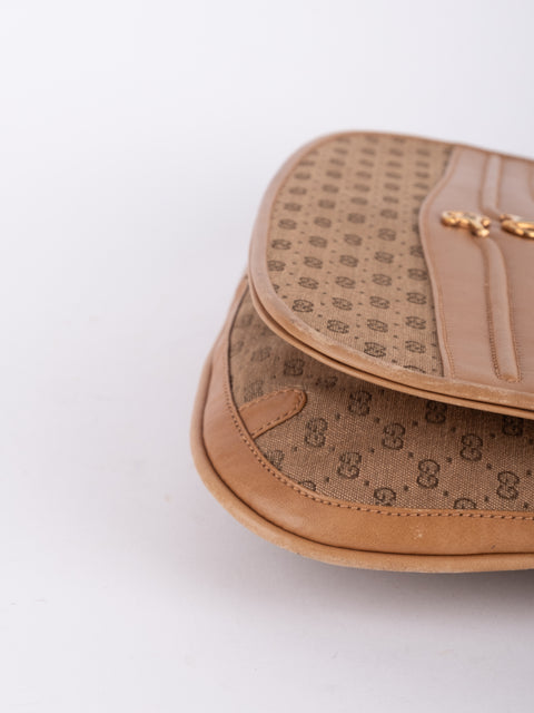Gucci GG Supreme Vintage Flap Clutch