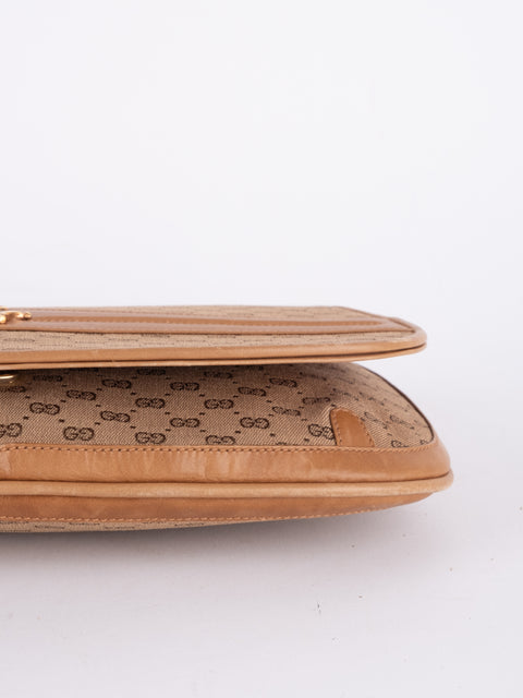 Gucci GG Supreme Vintage Flap Clutch