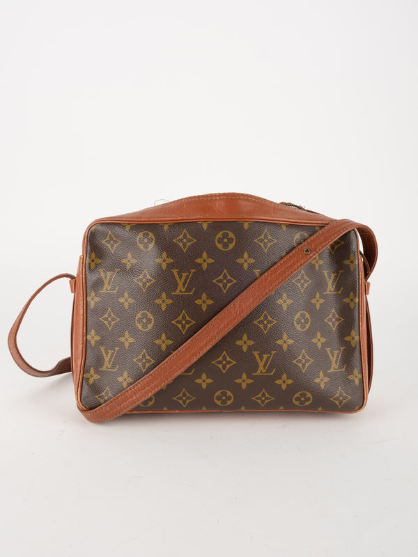 LOUIS VUITTON Monogram Crossbody Bag