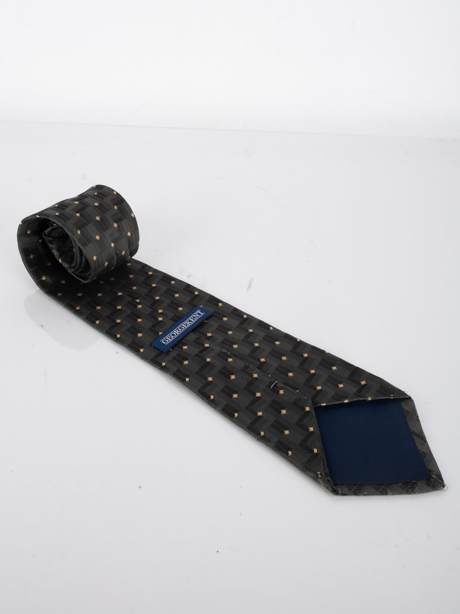 Vintage Classic Tie