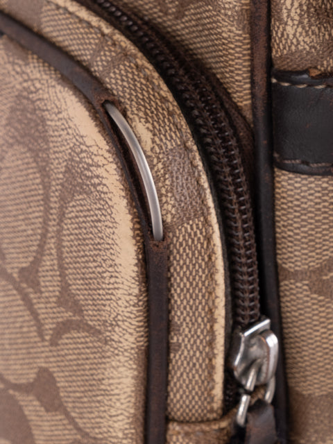 Coach Vintage Signature Crossbody Bag