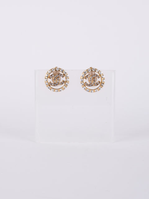 CHANEL CC Crystal Clip-On Earrings – Karl Lagerfeld Era נדיר במיוחד