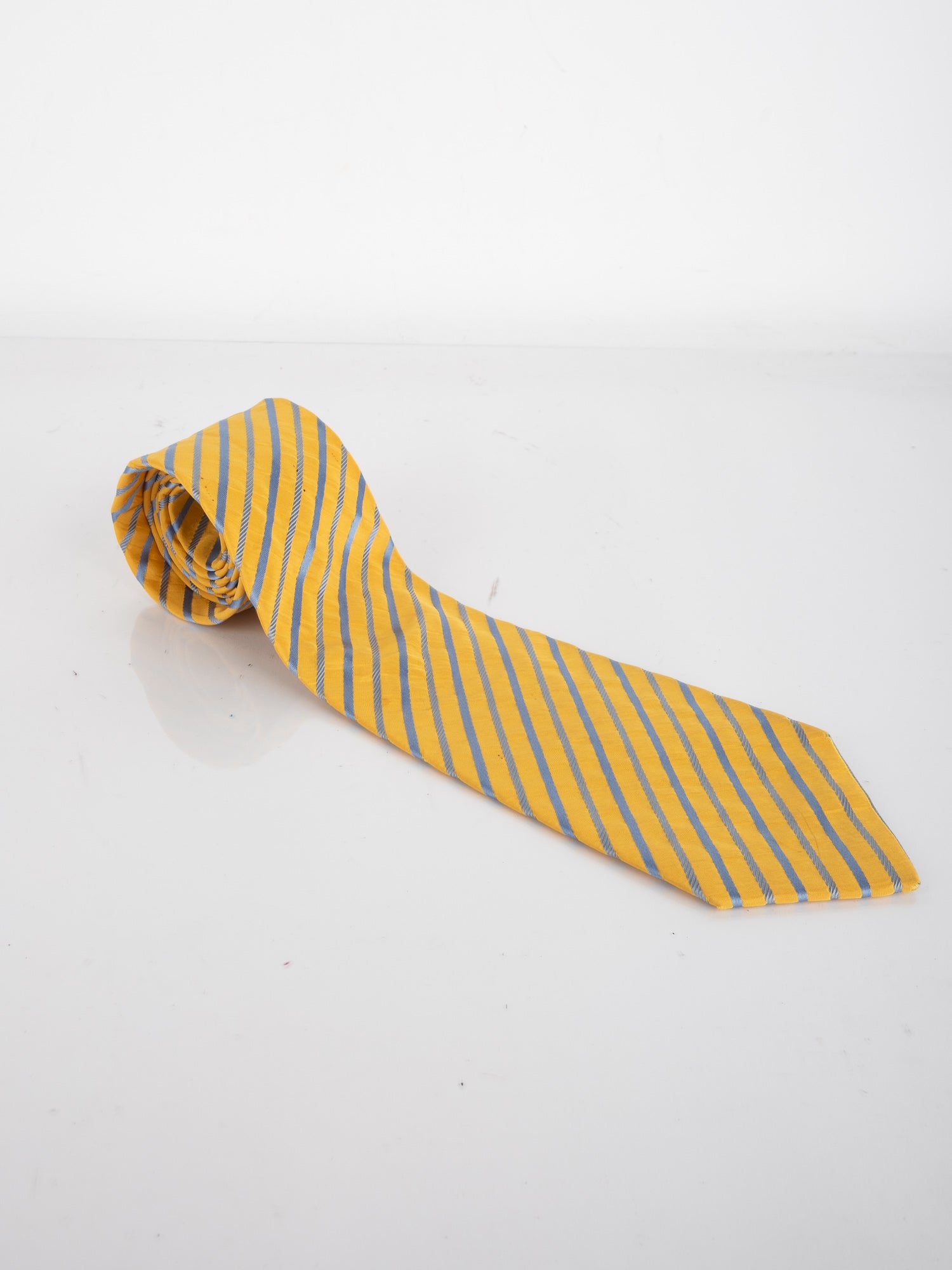 Vintage Classic Tie