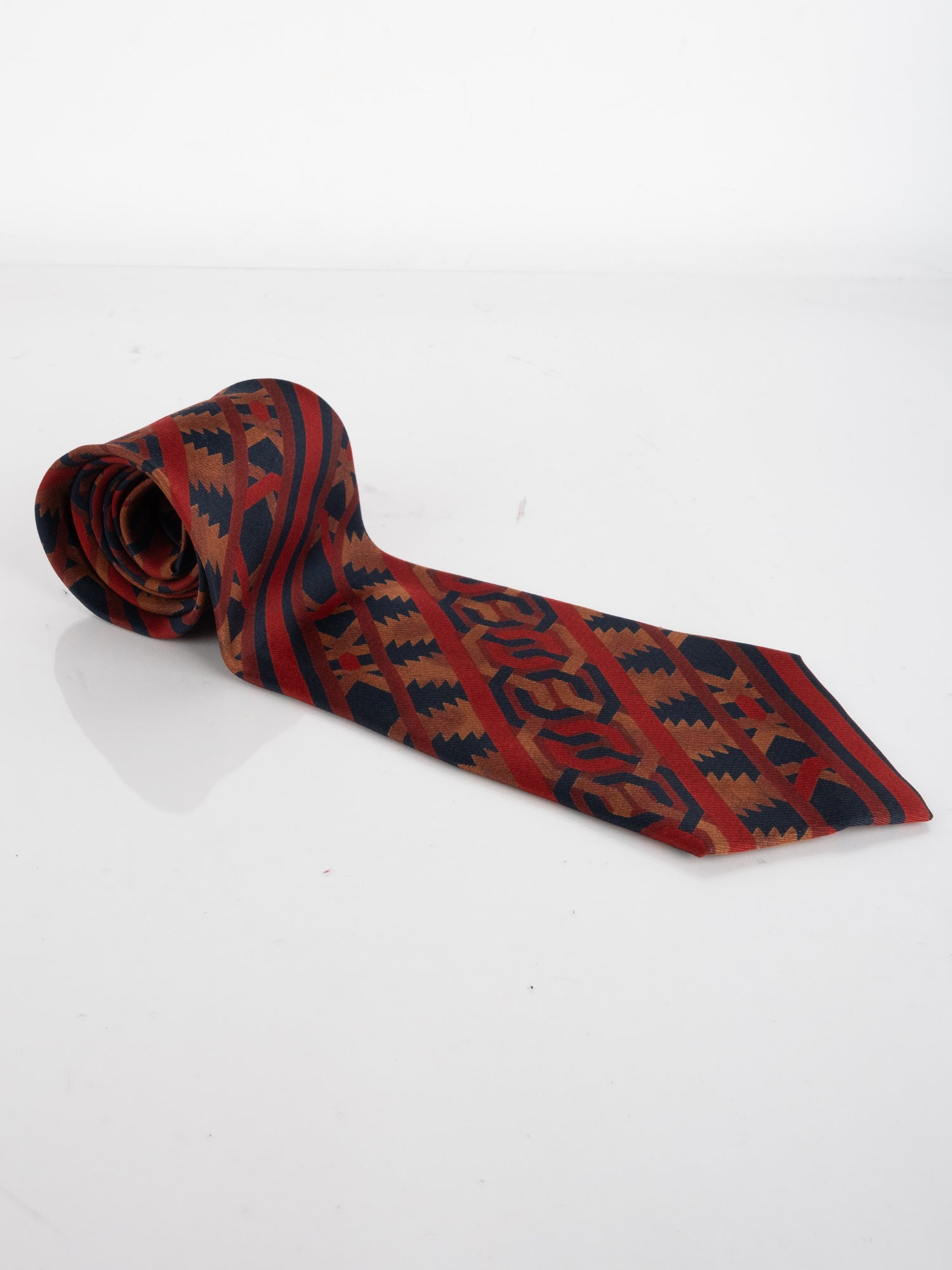 Tie Classic Pattern