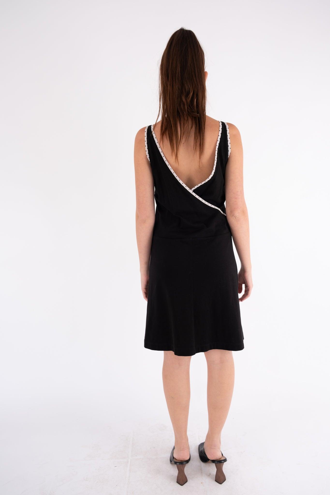 שמלה שחורה לקוסט - Volver