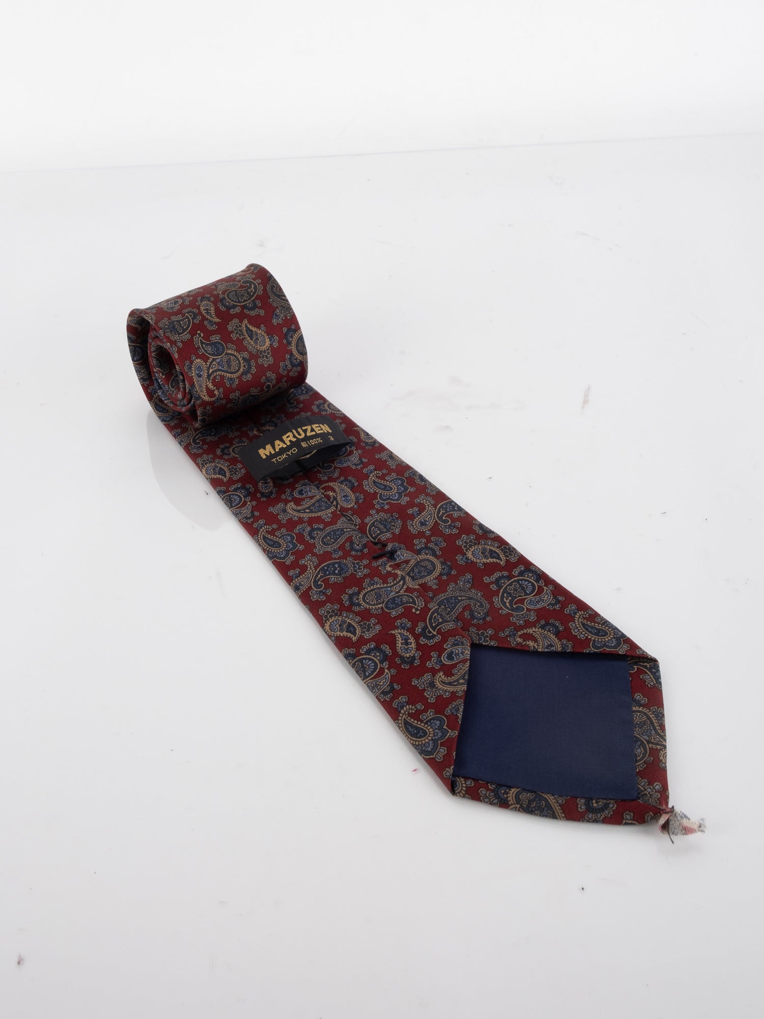 Vintage Classic Tie