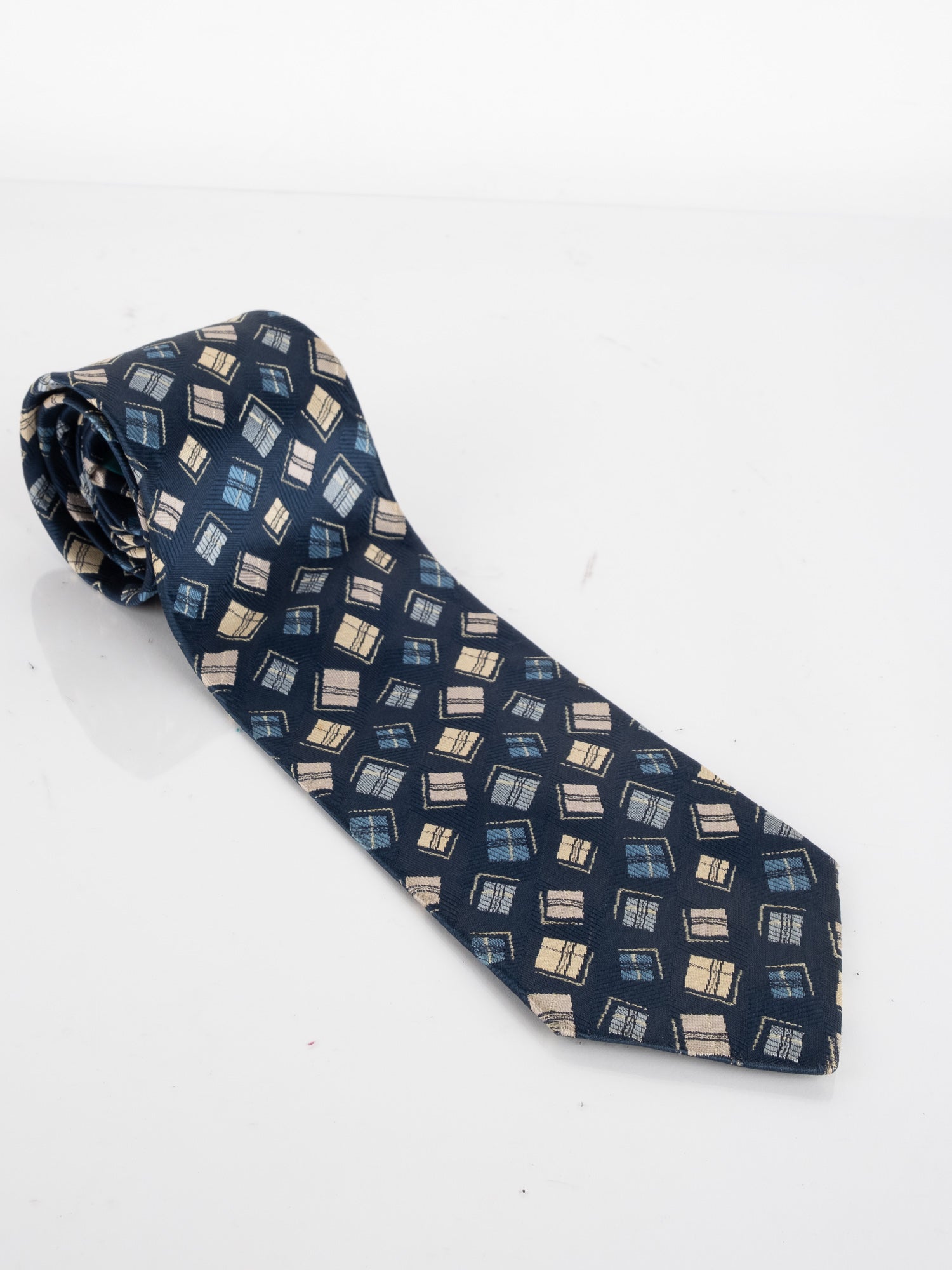 Vintage Classic Tie