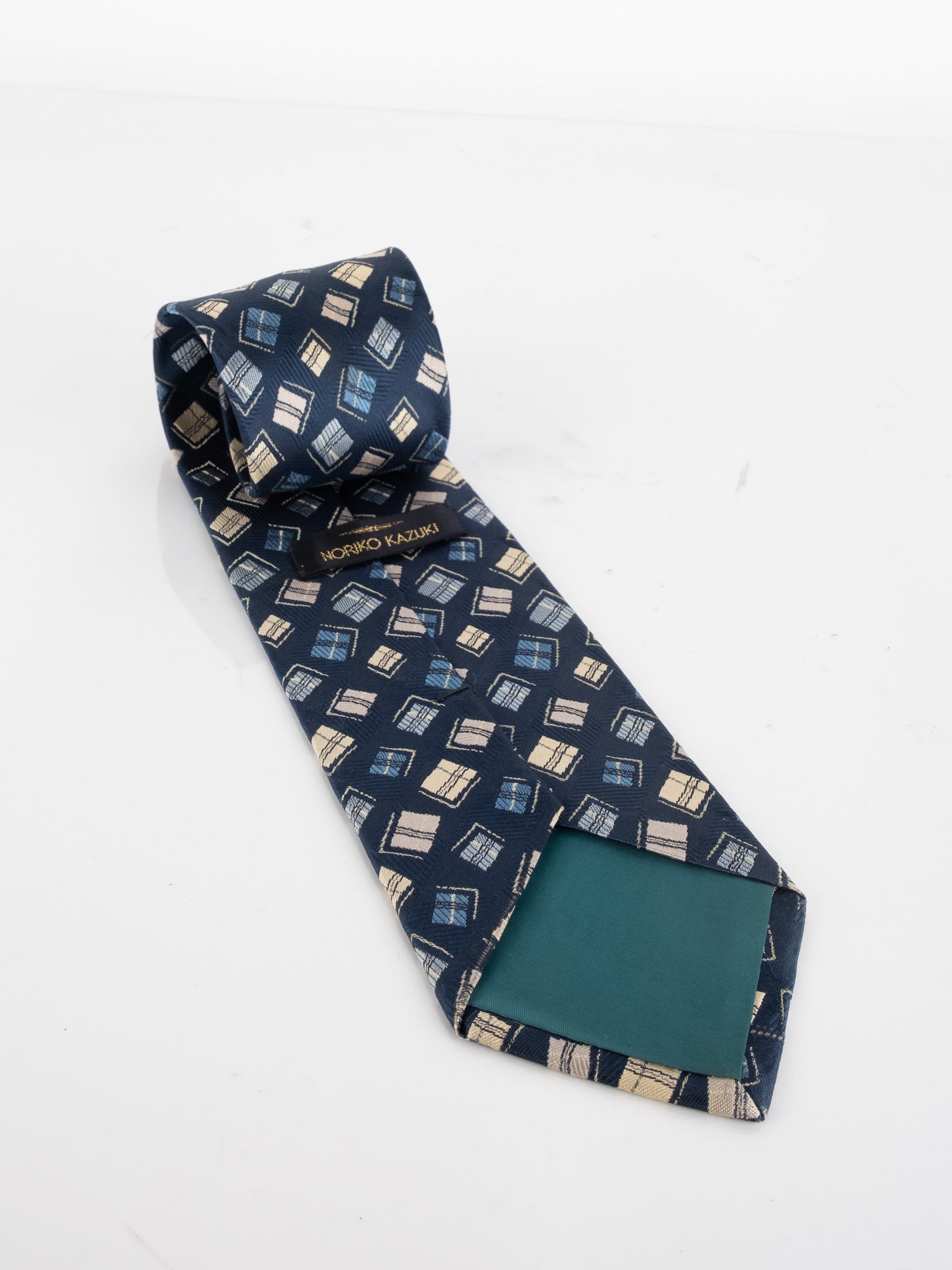 Vintage Classic Tie