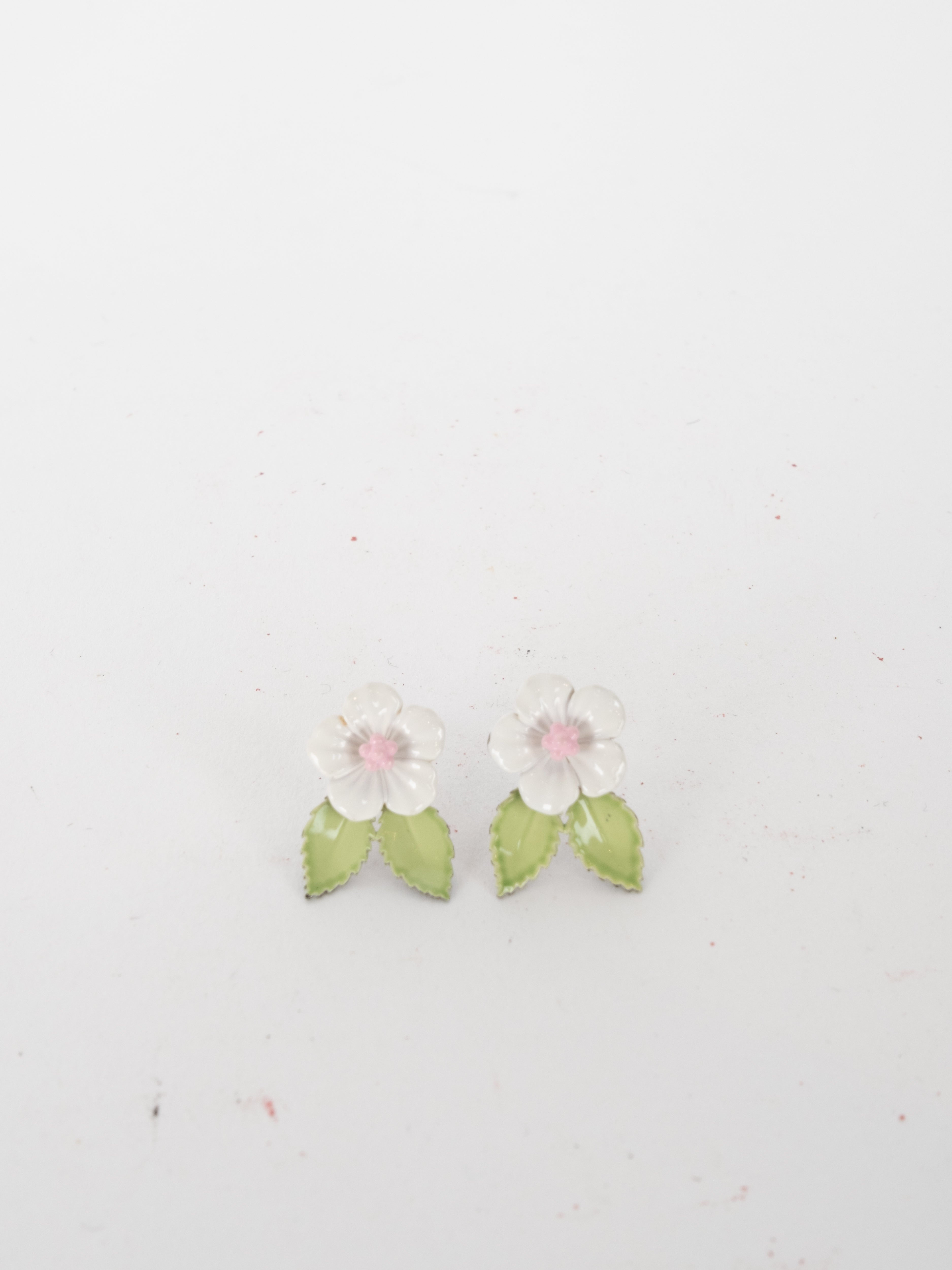 Vintage Floral Earrings Pink White