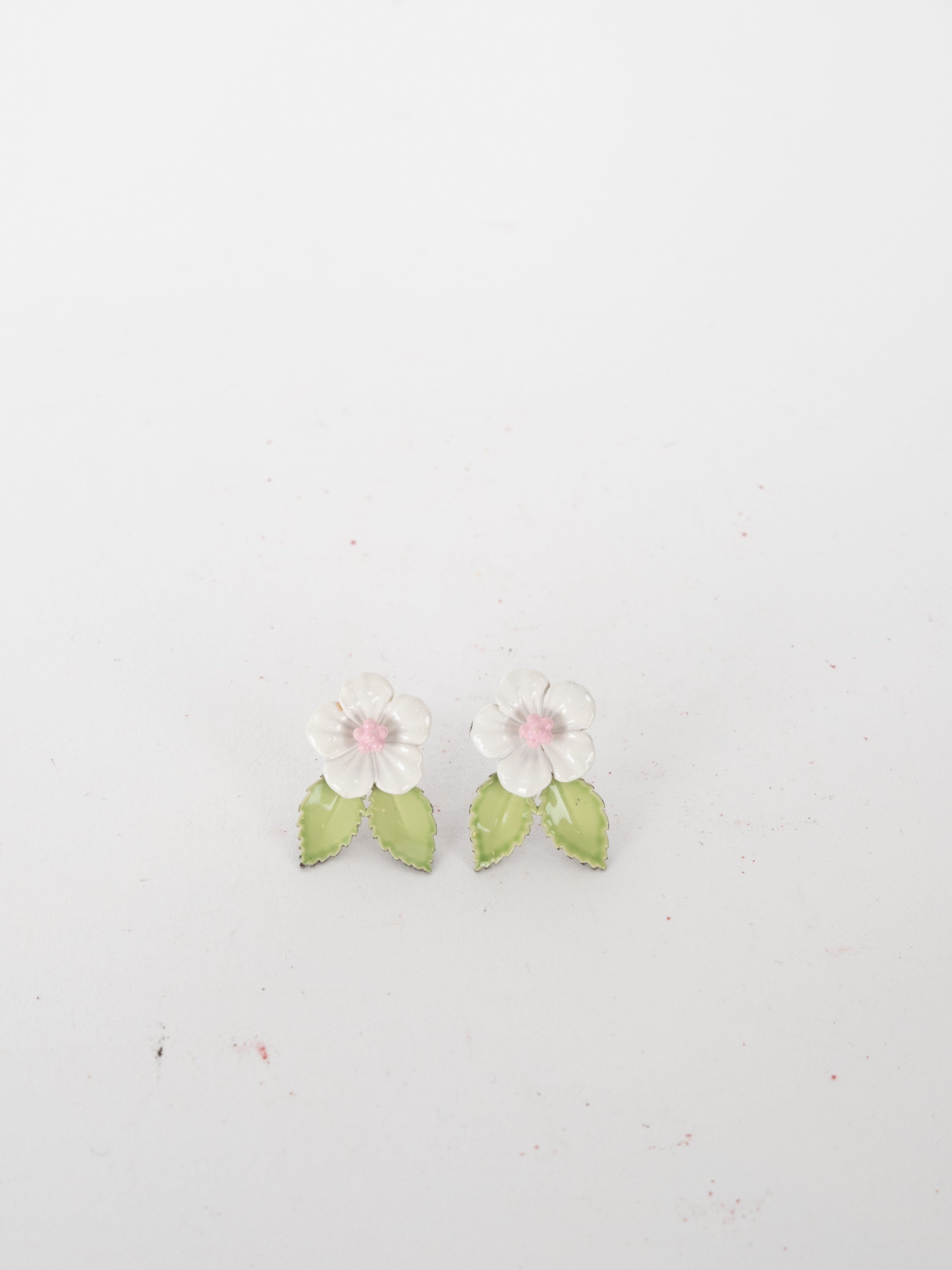 Vintage Floral Earrings Pink White