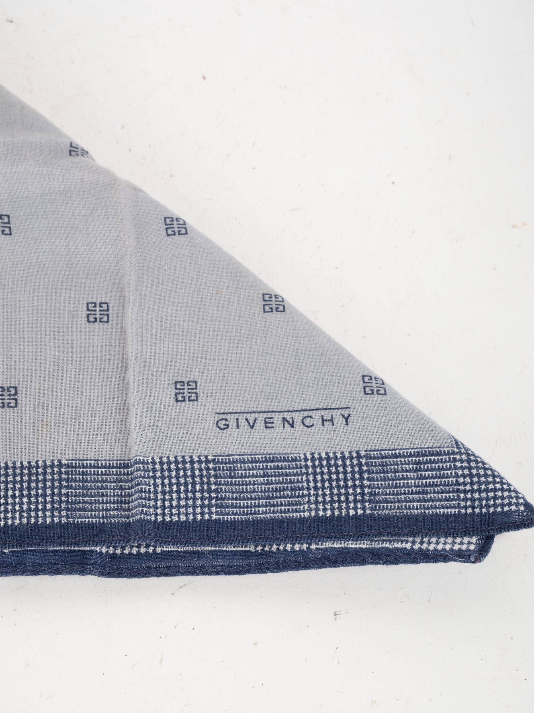 GIVENCHY Vintage Silk Pocket Square Blue & White