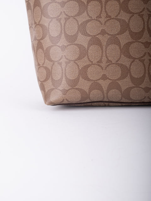 Coach Signature Canvas Tote Bag