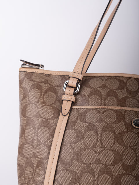 Coach Signature Canvas Beige Tote Bag