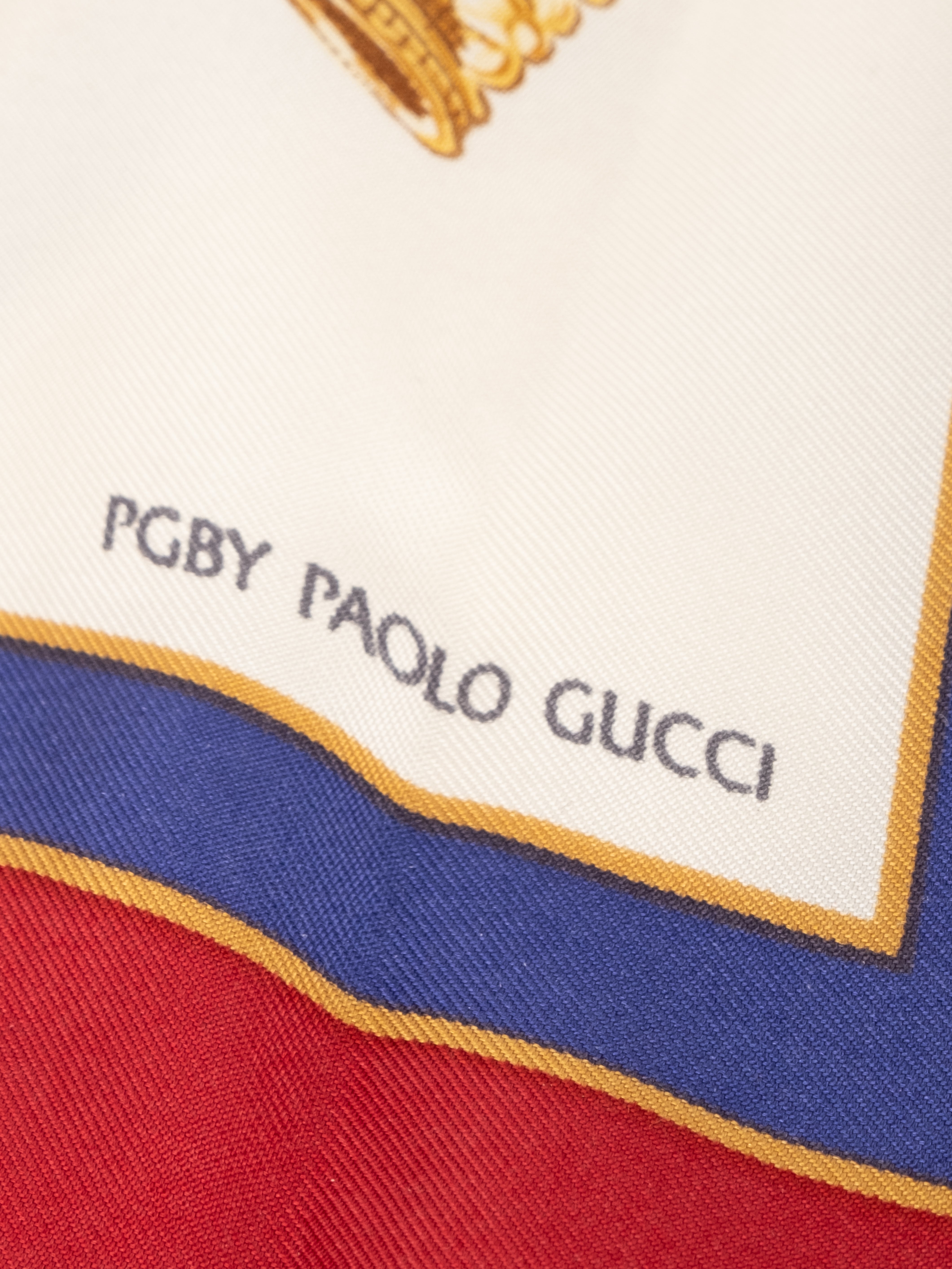 Paolo Gucci Silk Scarf נדיר במיוחד!!!