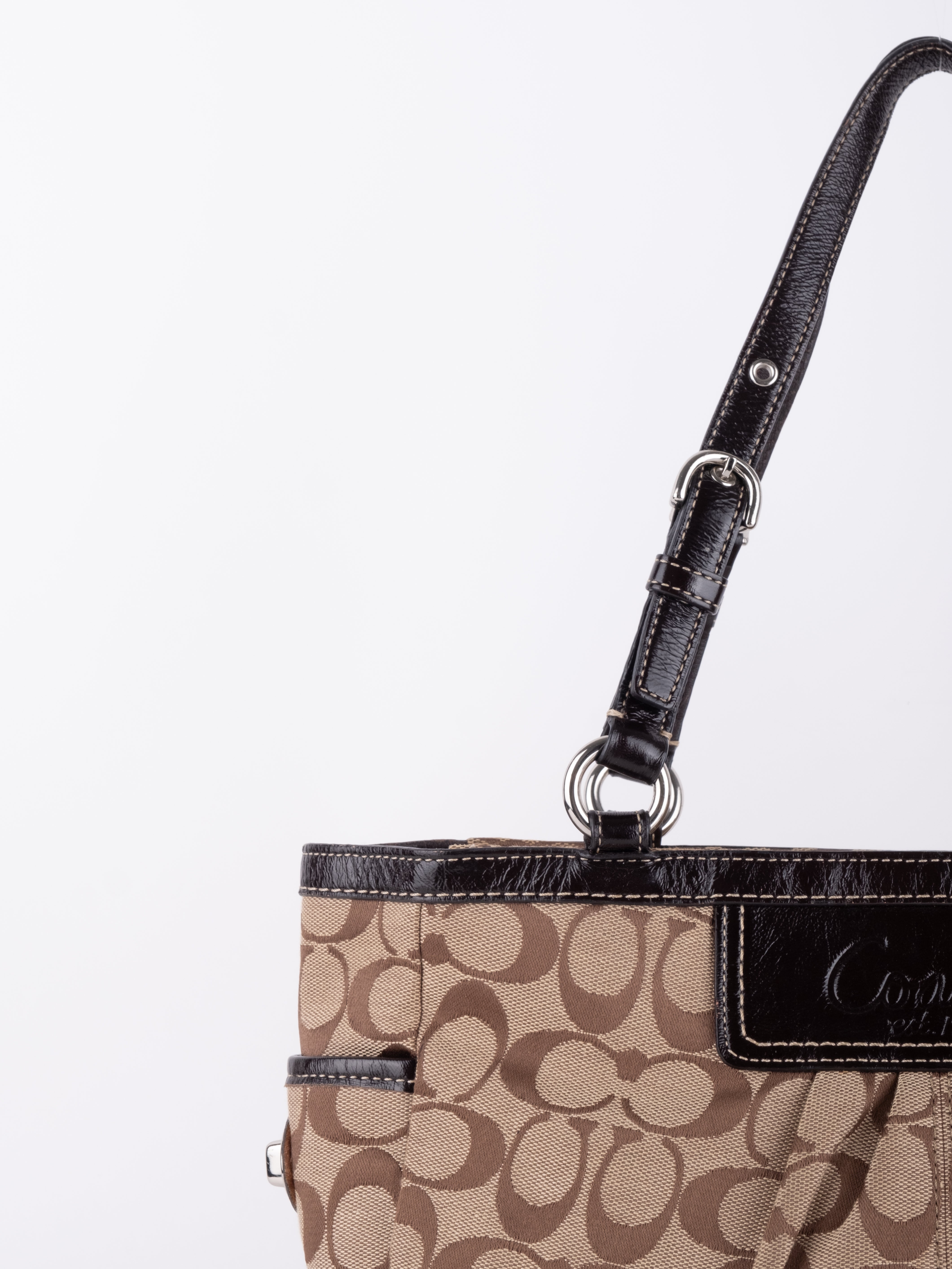 COACH Vintage Signature Black Trim Shoulder Bag