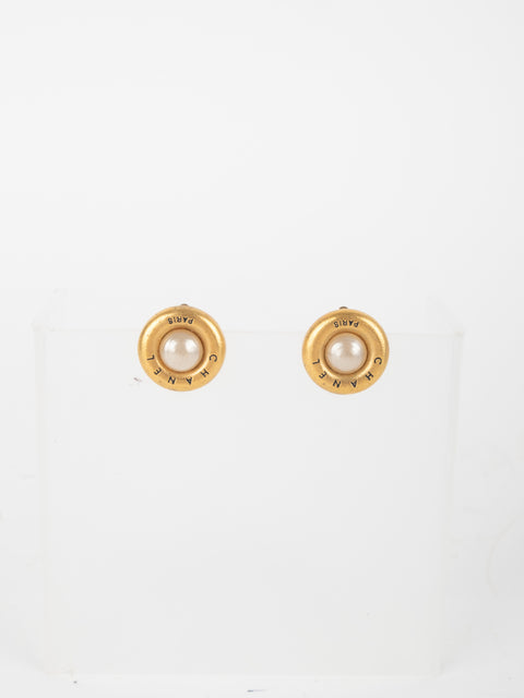 CHANEL CHANEL Vintage Pearl CC Button Earring Karl Lagerfeld eras Gold שנות ה-80 נדיר במיוחד