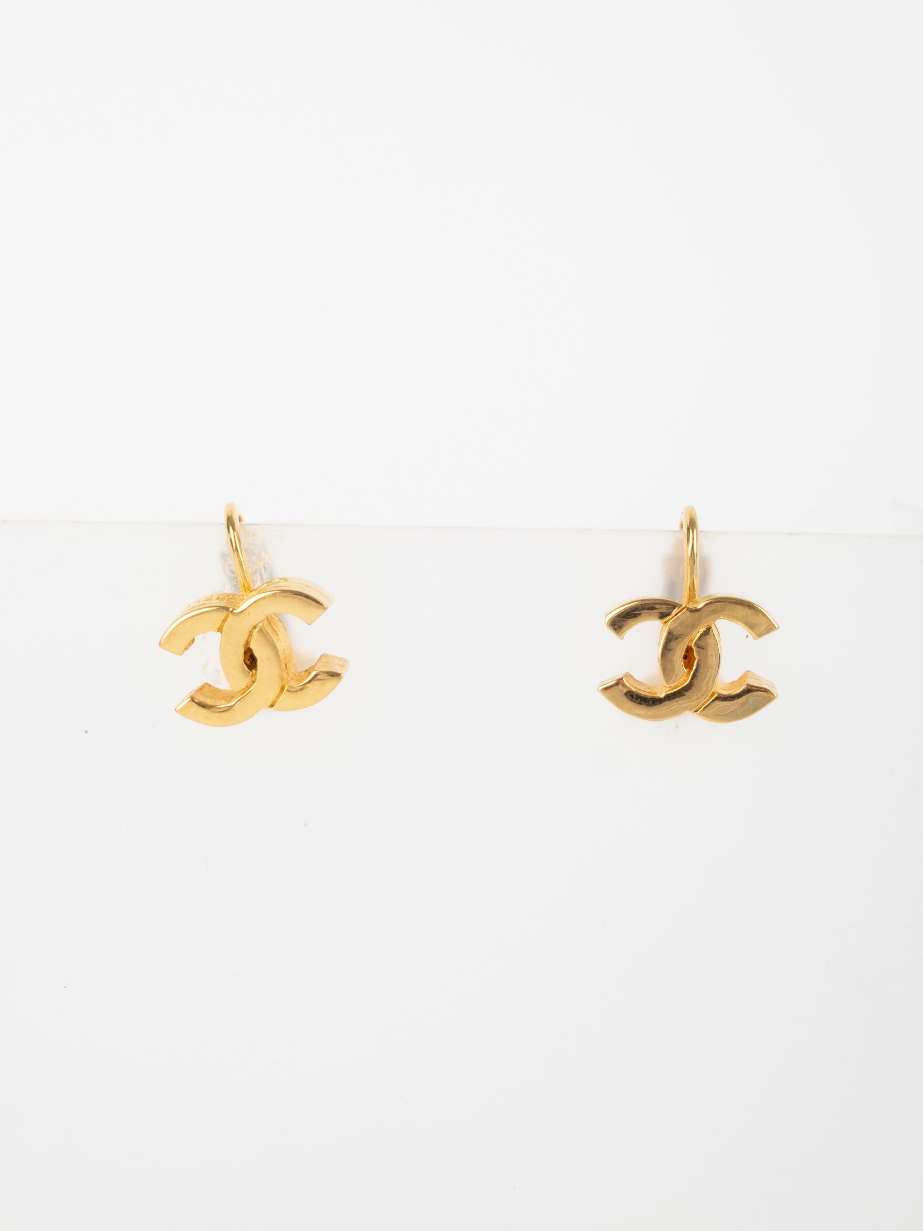 CHANEL Vintage CC Gold Stud Earrings Classic Minimal 90s Era