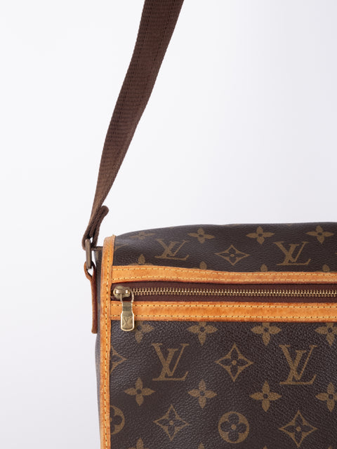 LOUIS VUITTON Vintage Monogram Reporter PM Shoulder Bag