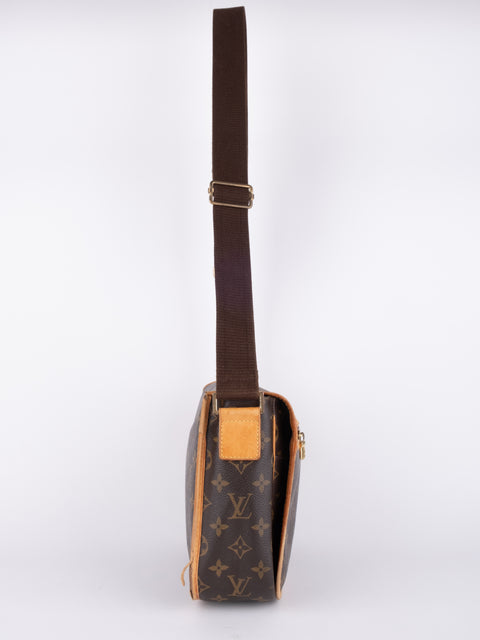 LOUIS VUITTON Vintage Monogram Reporter PM Shoulder Bag