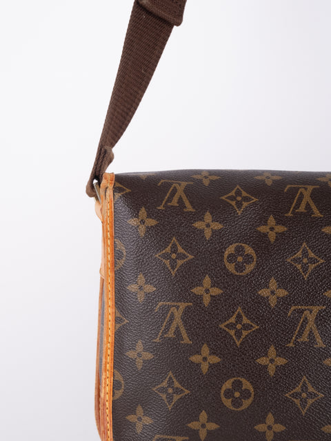 LOUIS VUITTON Vintage Monogram Reporter PM Shoulder Bag