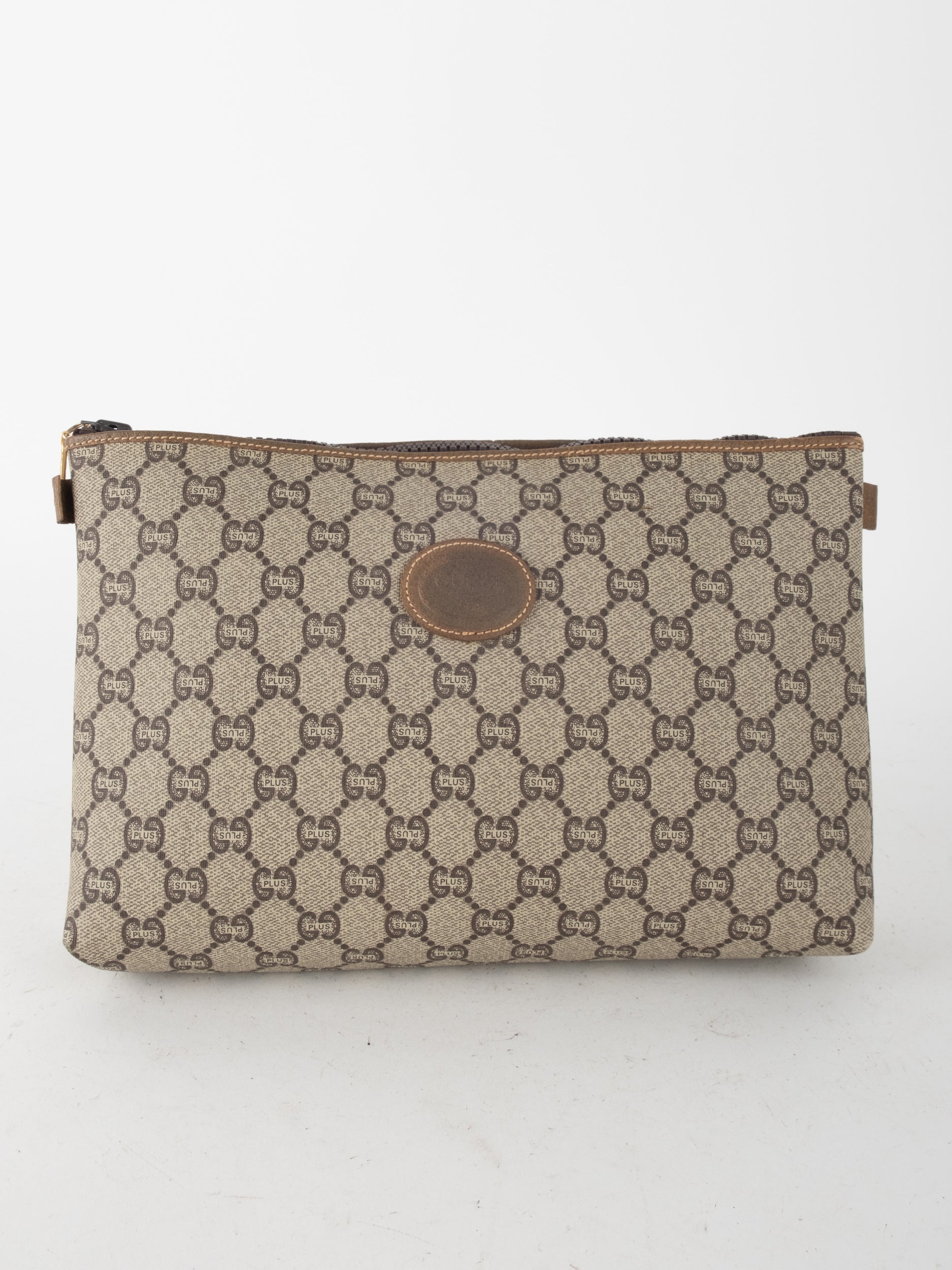 GUCCI GG Monogram Clutch