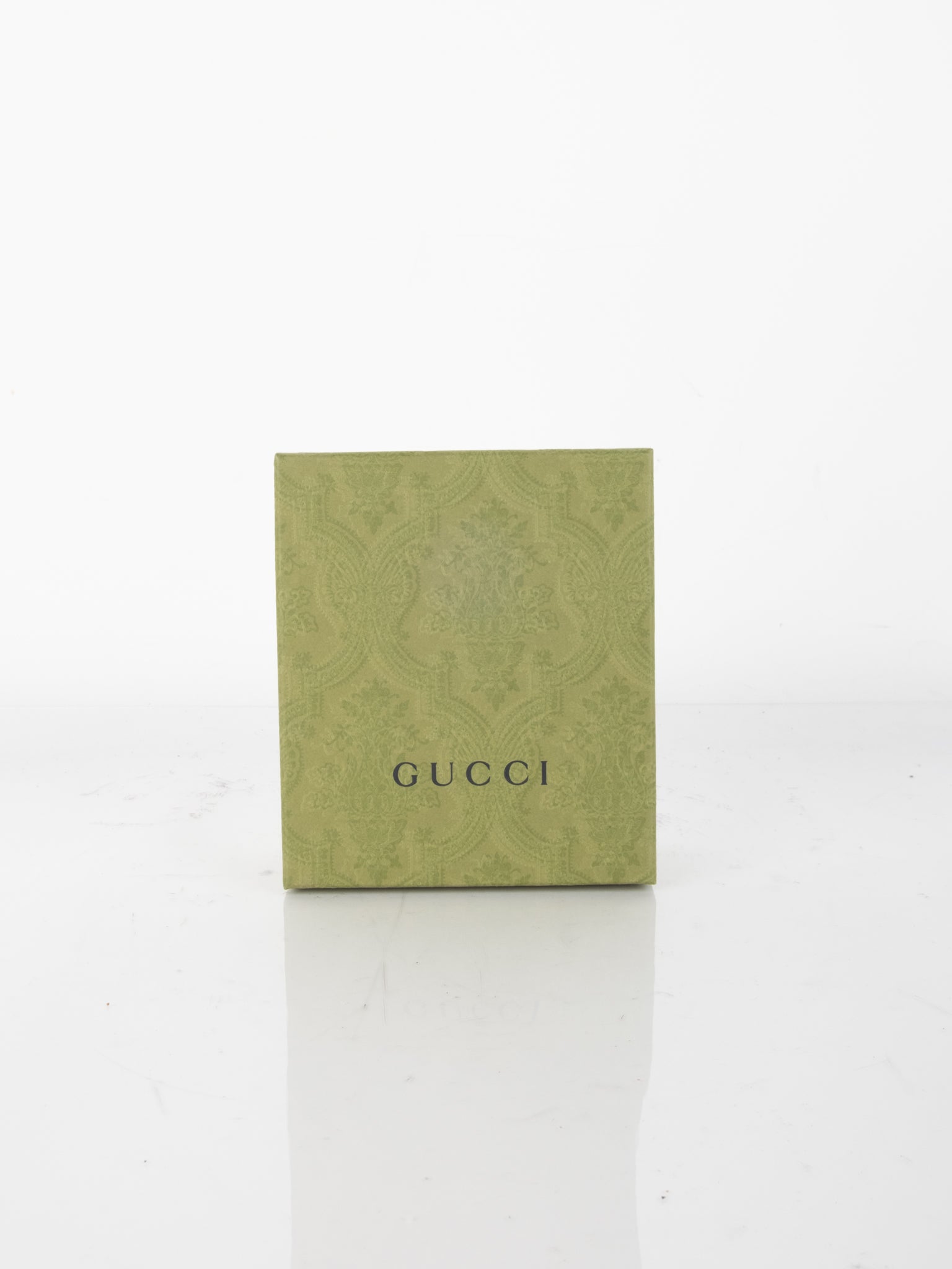 Gucci box