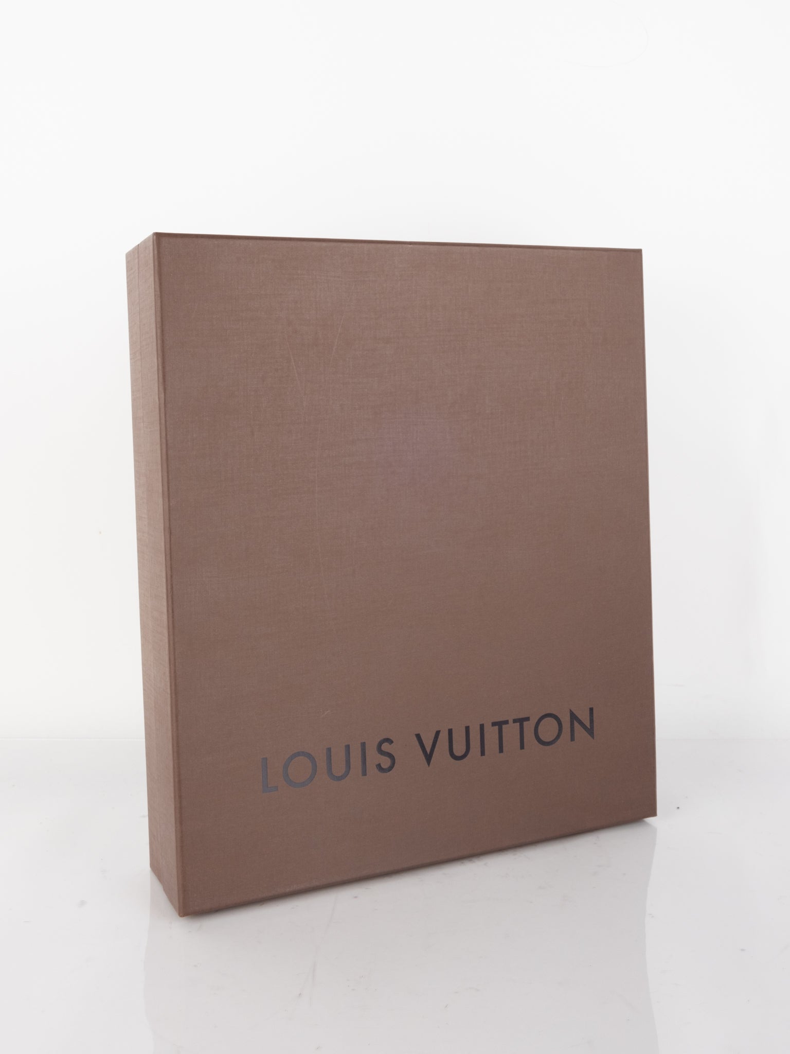 Louis Vuitton box