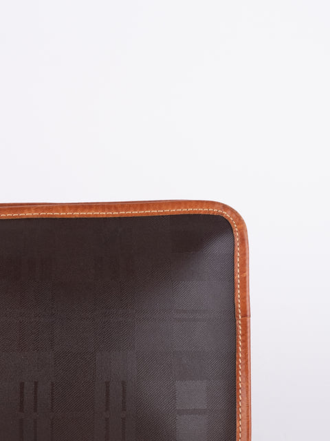 BURBERRY Vintage Zip Pouch