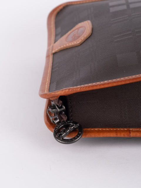 BURBERRY Vintage Zip Pouch