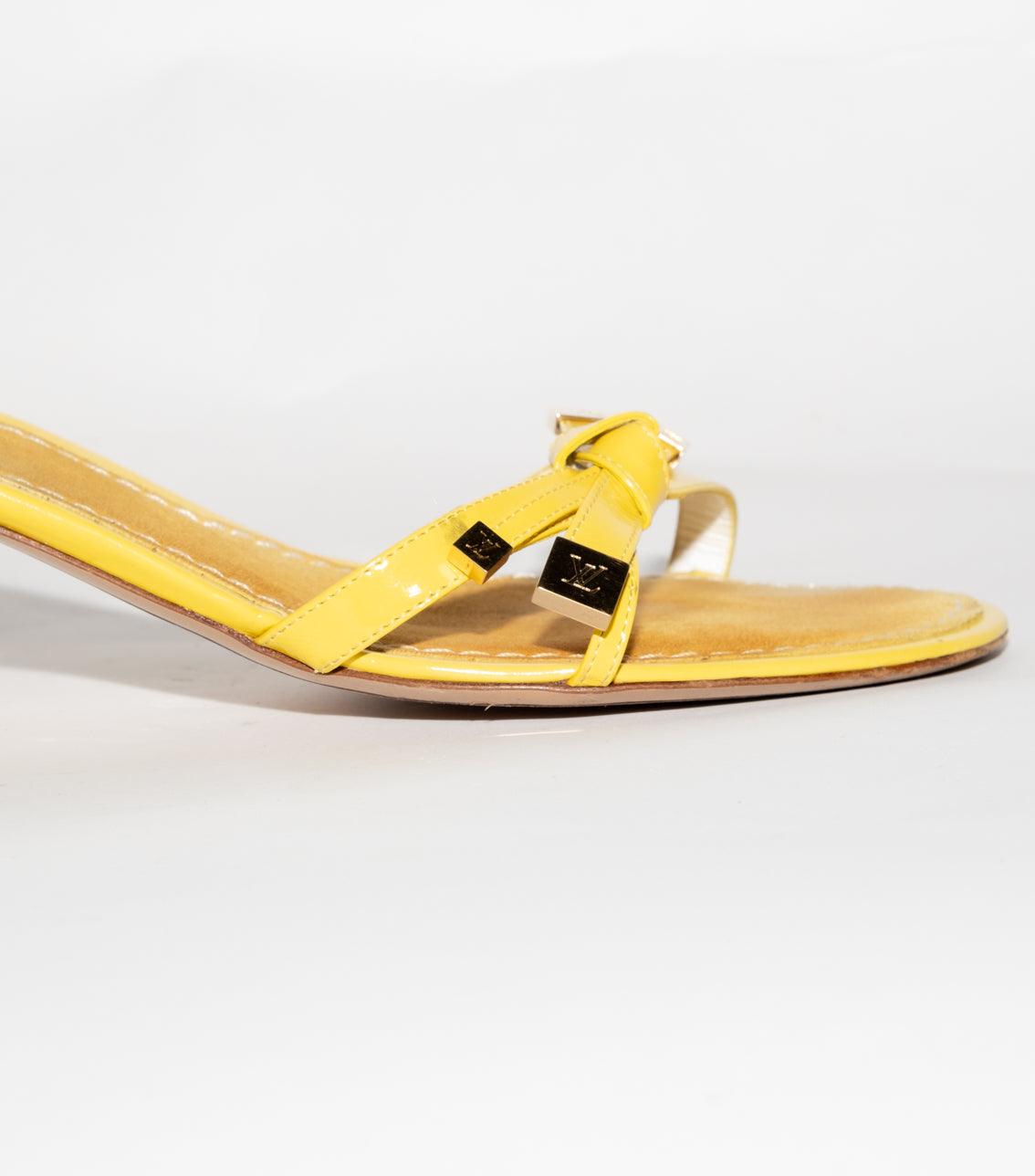 Yellow Leather Sliders - Volver