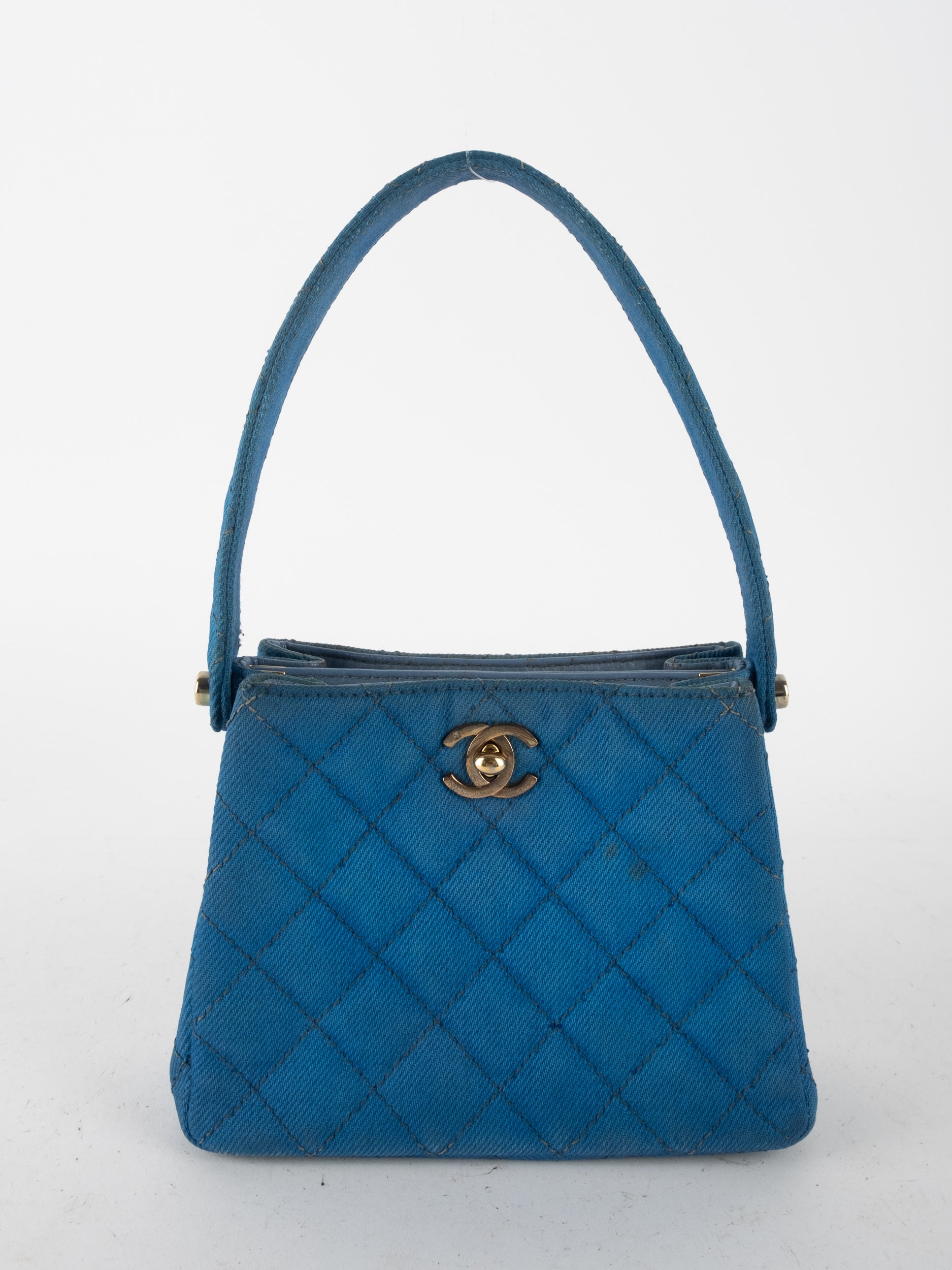 CHANEL Vintage Quilted Top Handle Mini Bag – Karl Lagerfeld Era נדיר במיוחד 90׳