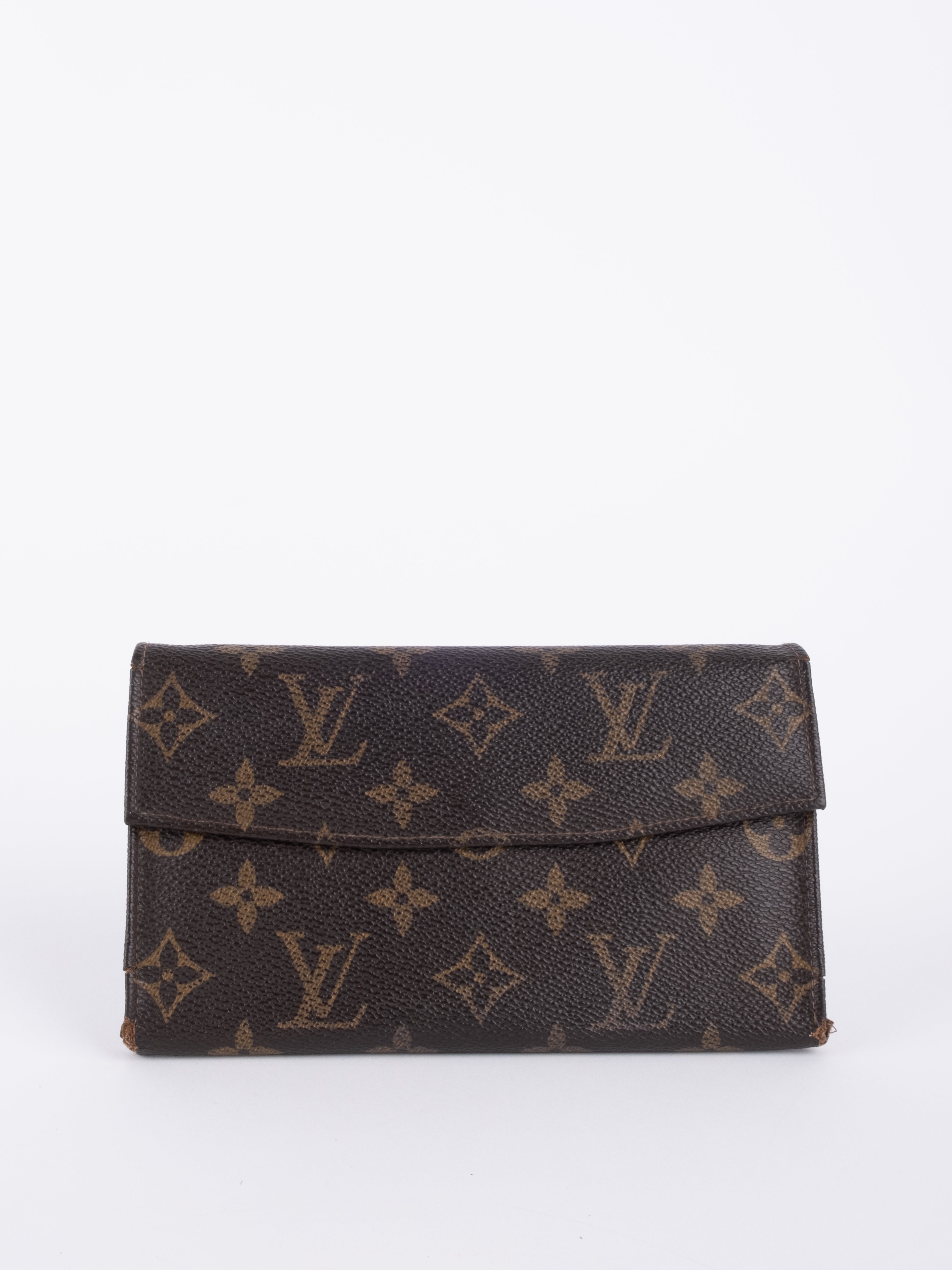 LOUISVUITTON wallet