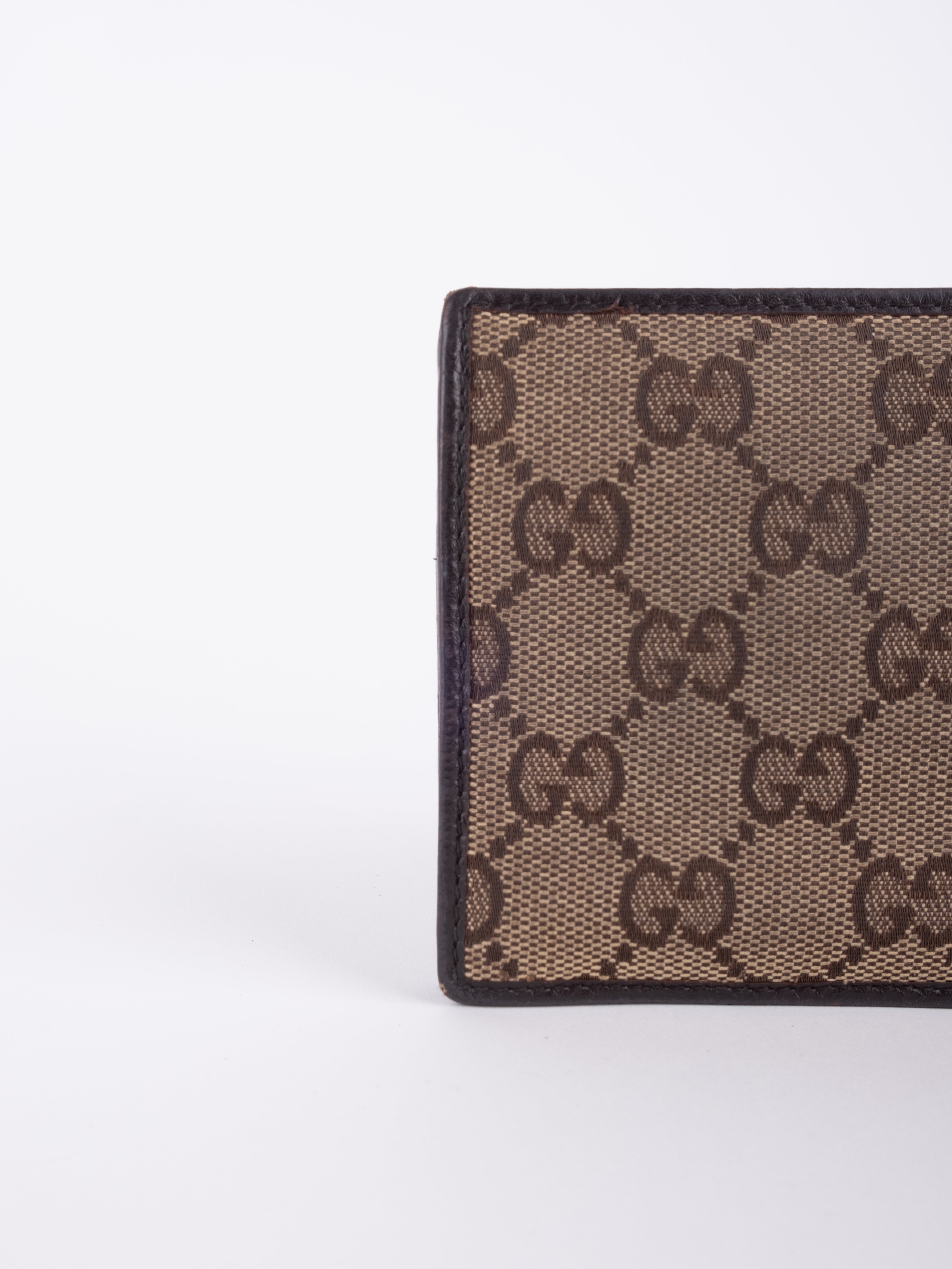Gucci GG Supreme Bifold Wallet