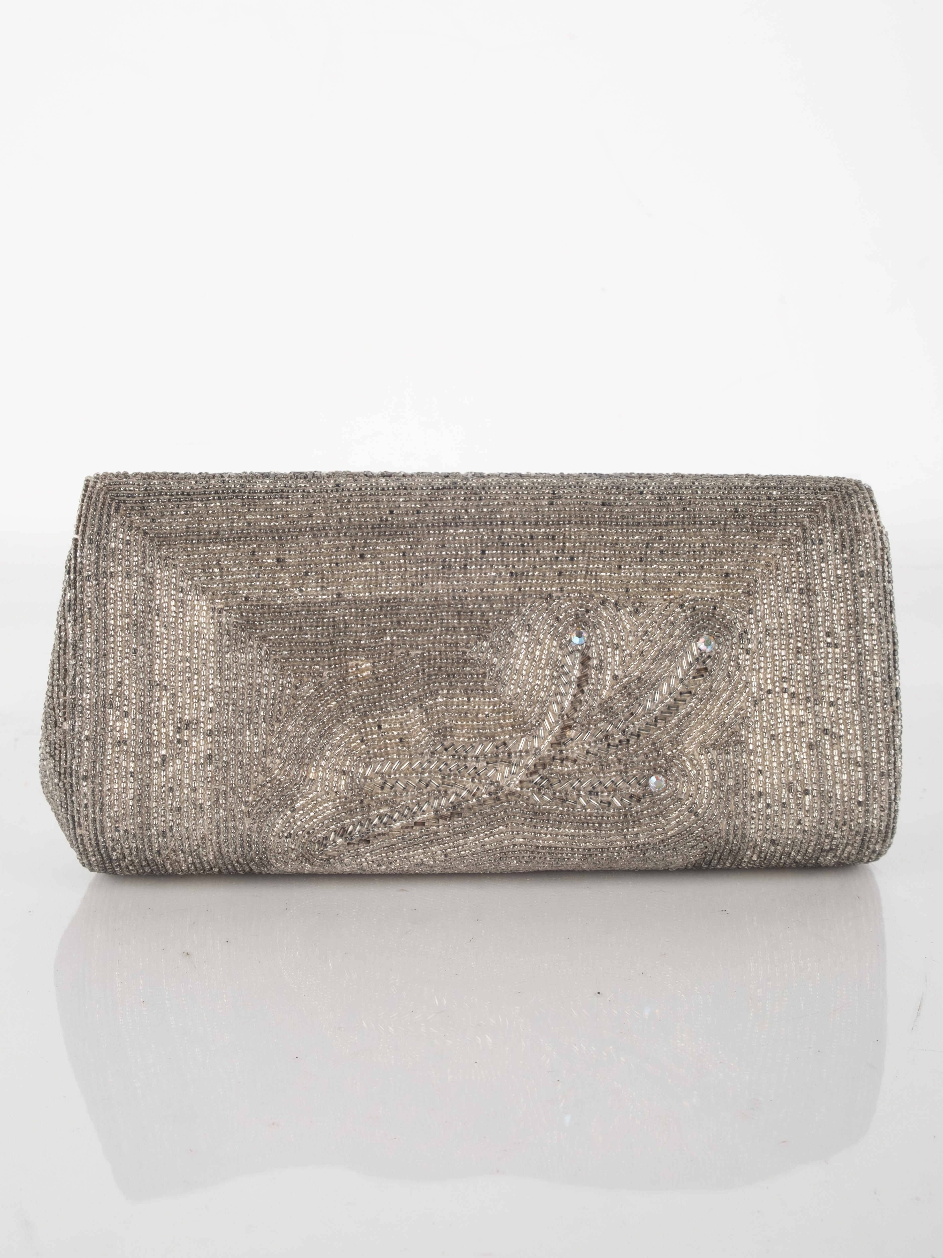 Vintage Silver-Beaded Evening Clutch with Embroidered