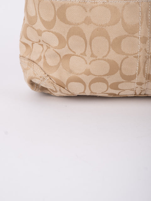 COACH Vintage Signature Beige Hobo Shoulder Bag