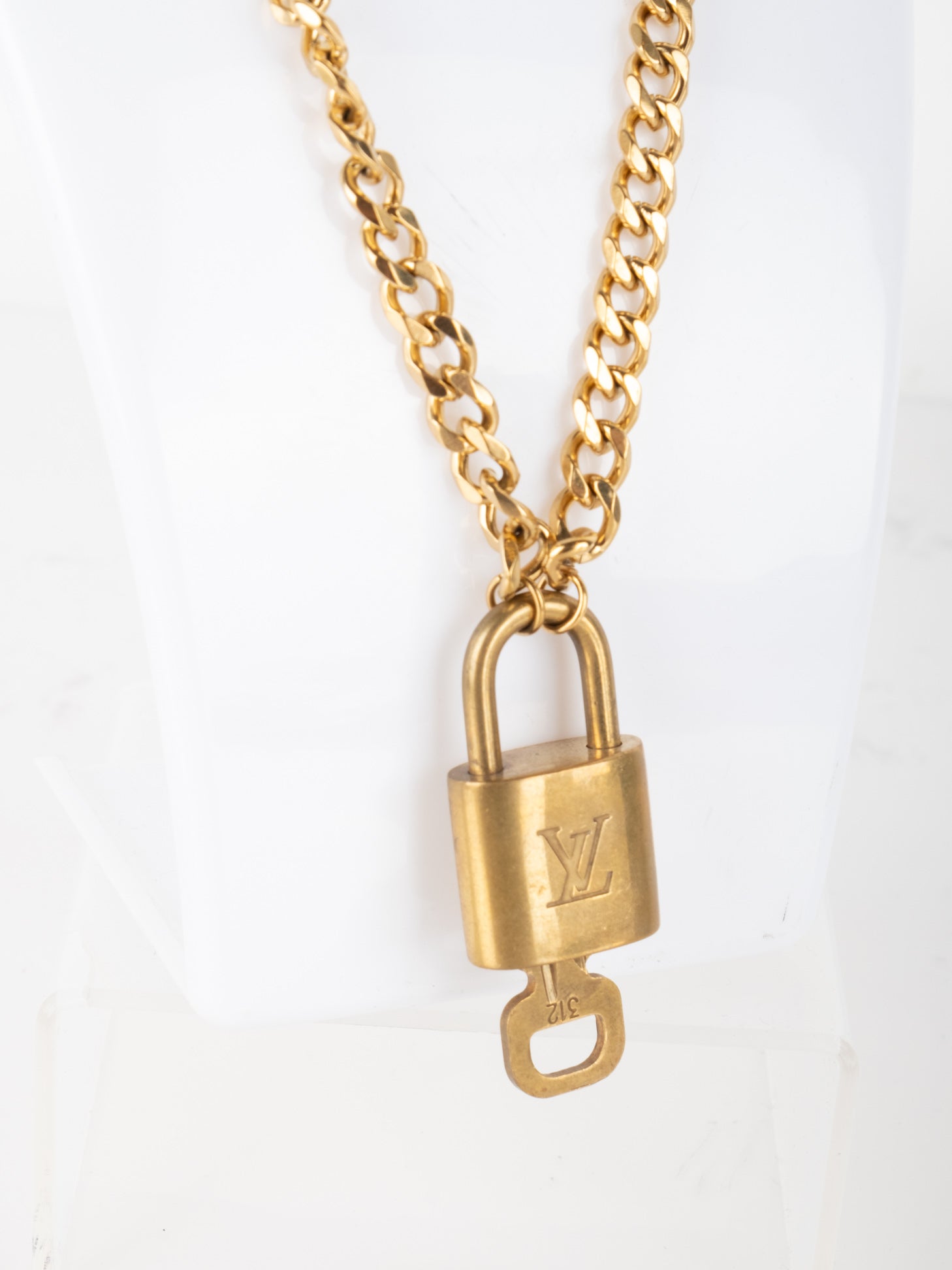 Louis Vuitton Necklaces