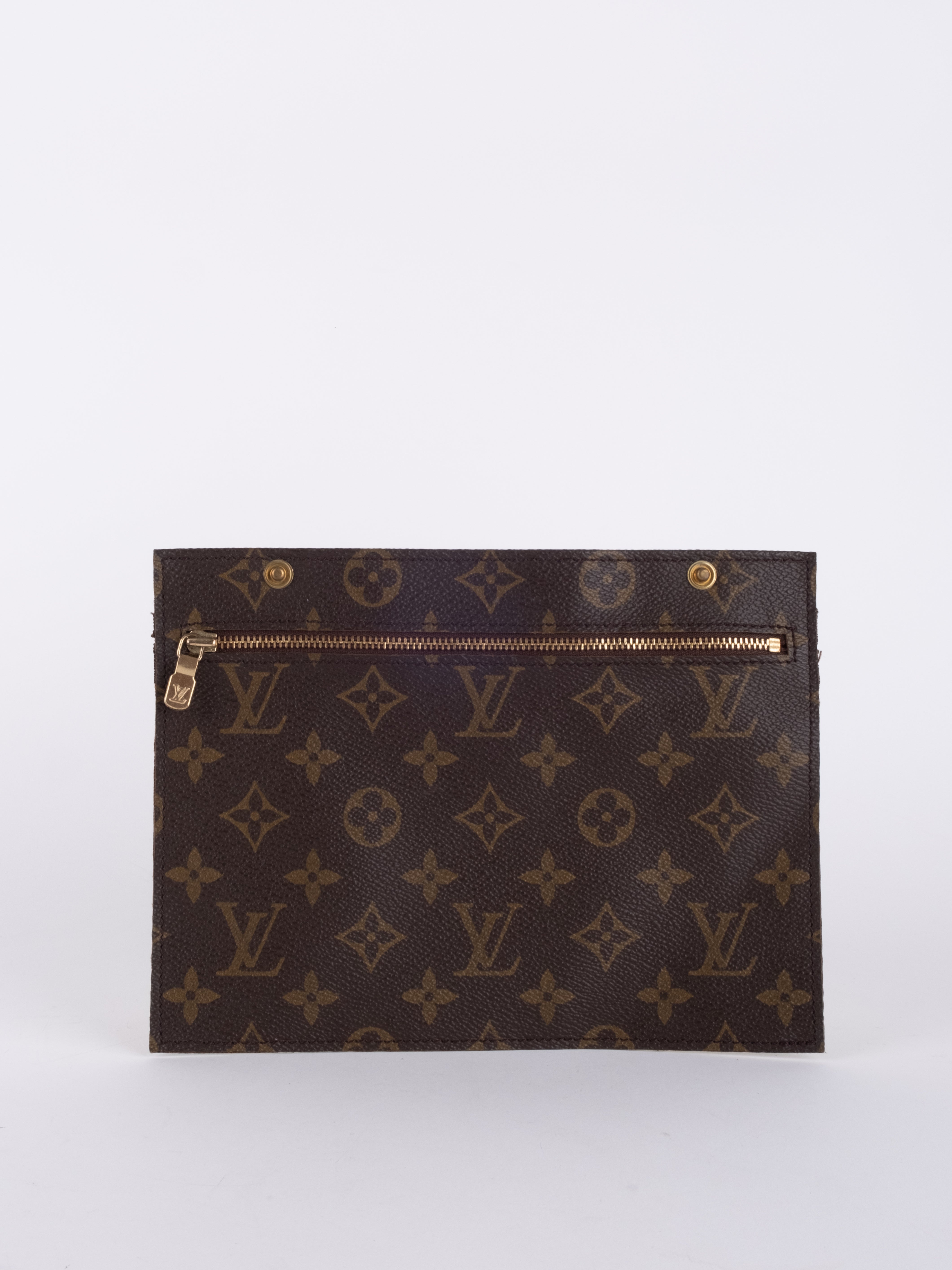 Louis Vuitton Monogram Pochette Clutch