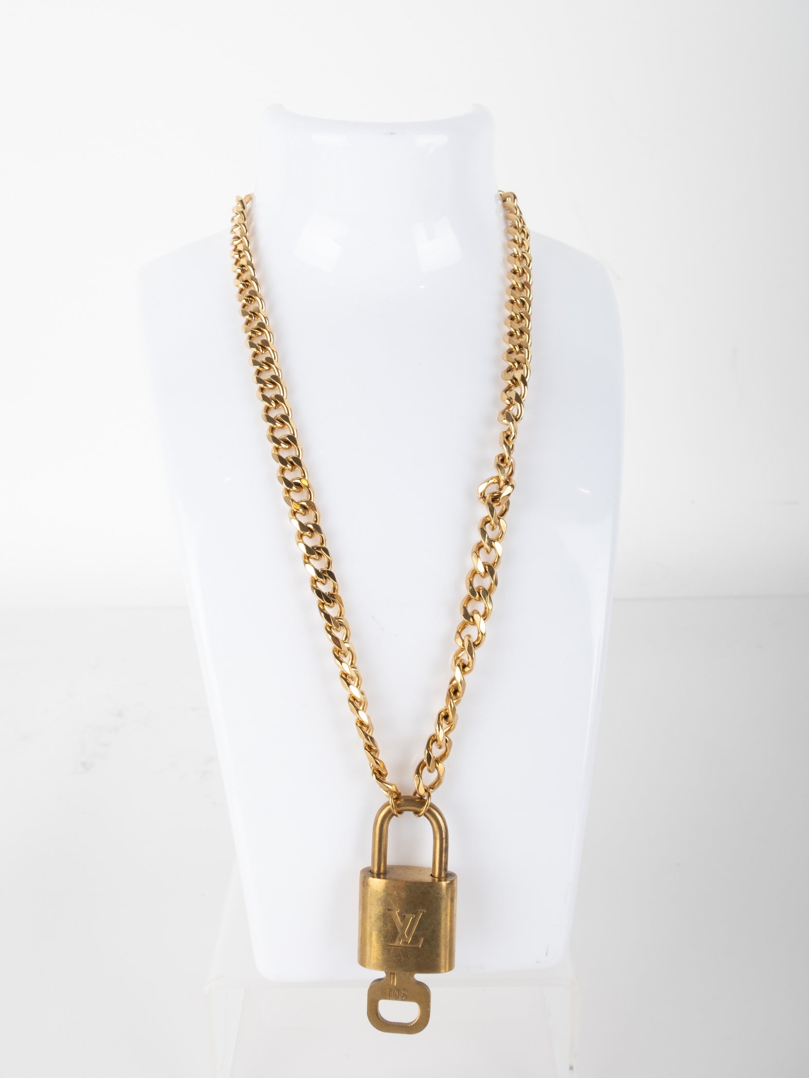 Louis Vuitton Necklaces