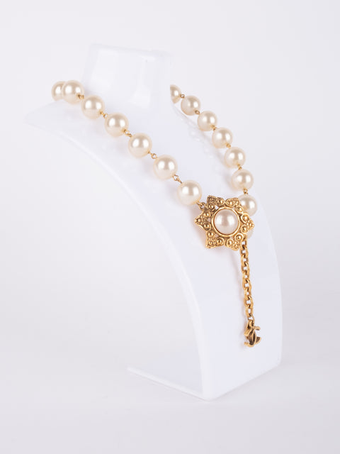 CHANEL Vintage Pearl Key Necklace by Karl Lagerfeld 1980s–1990s סופר נדיר להשגה