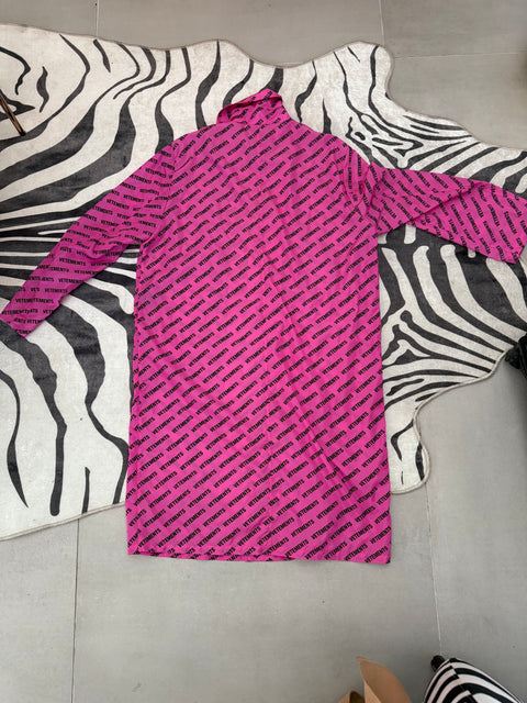 VETEMENTS Raincoat Pink Logo Print