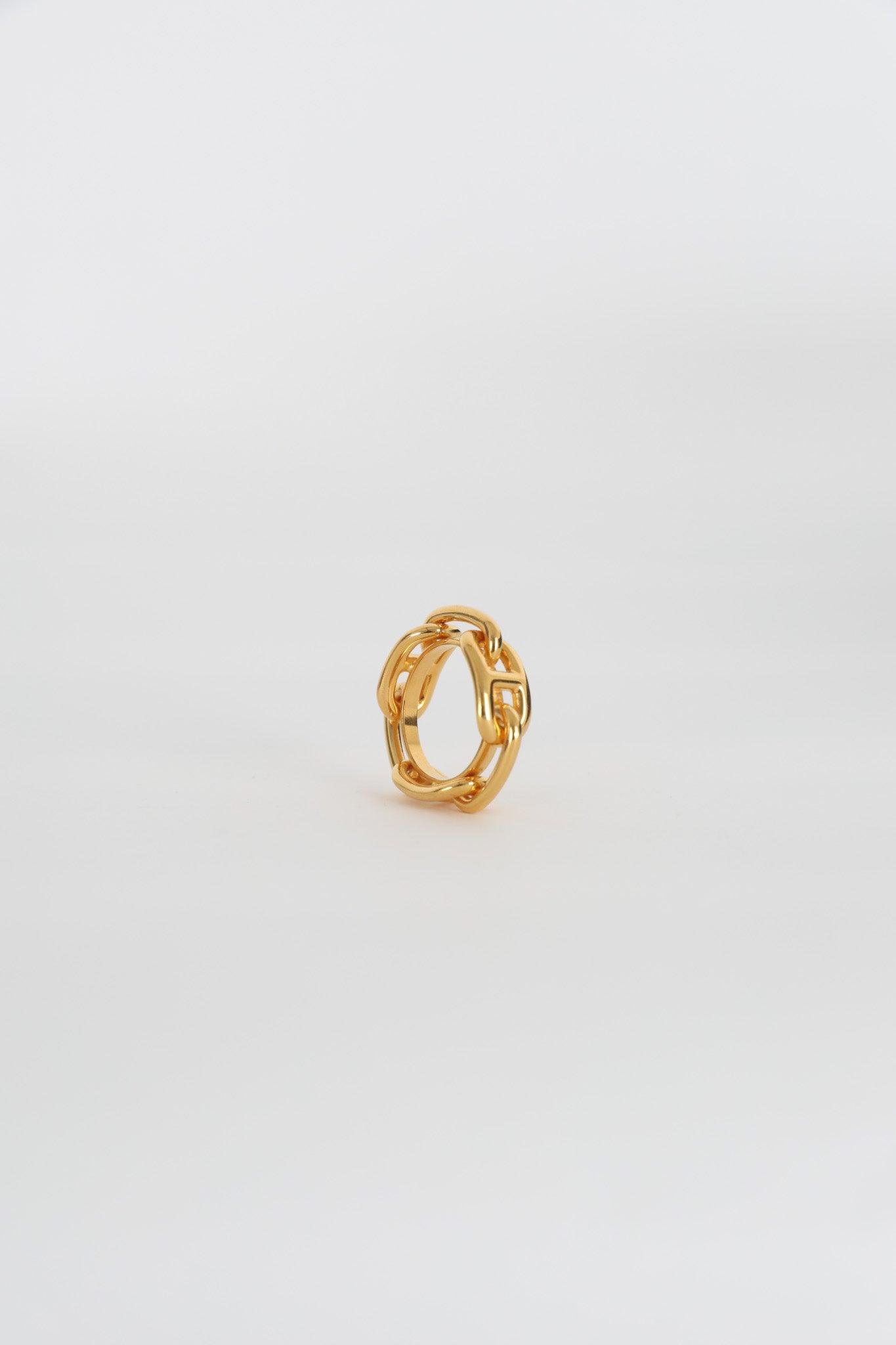 טבעת צעיף הרמס - Volver